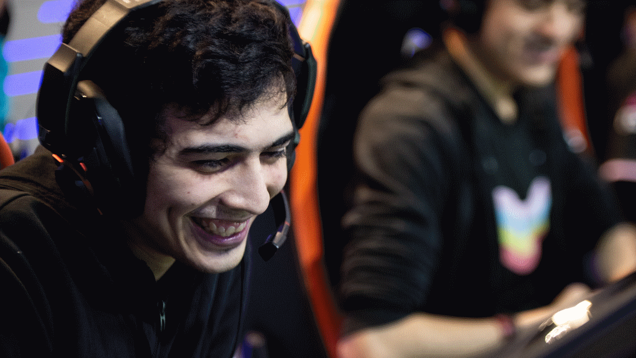 Rainbow7 venció a XTEN Esports y aumentó el suspenso por los playoffs