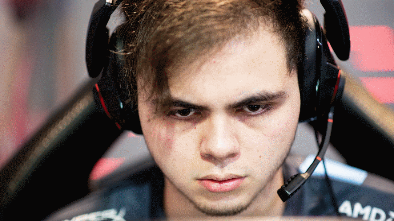 ¡Punto para ISG! Los tiburones sufrieron para llevarse la partida frente a Pixel Esports Club