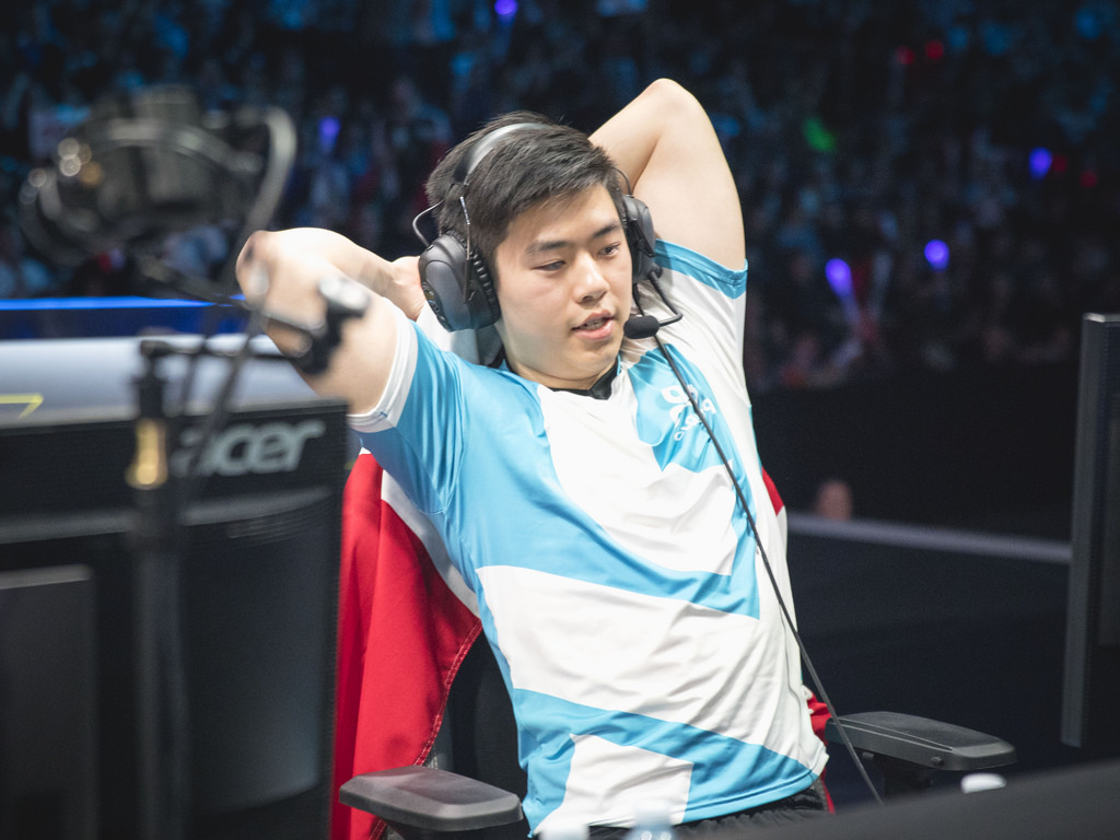 Smoothie confirma a través de Twitter que se quedará en Cloud9