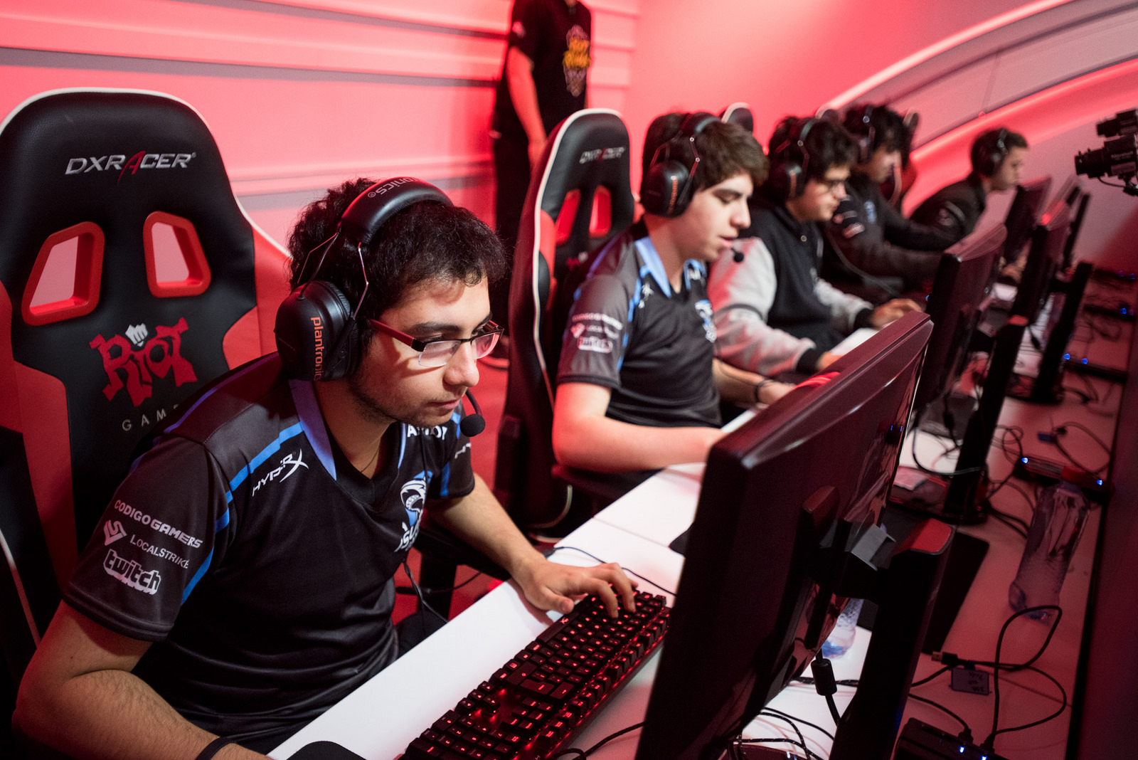 Isurus Gaming saca los pasajes a Argentina luego de ganarle a Furious Gaming