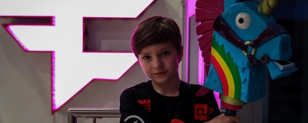 Jugador profesional de Fortnite es expulsado por tener menos de 13 años