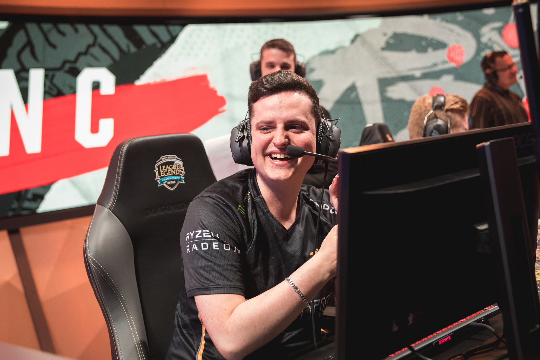 Misfits Gaming anuncia el fichaje del carrilero superior sOAZ