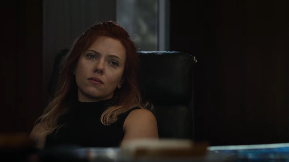 Black Widow está en la frontal del póster ruso de Avengers: Endgame