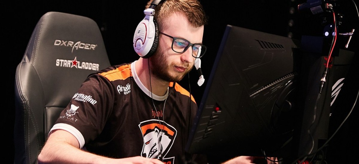 Byali confirma su salida de Virtus.Pro