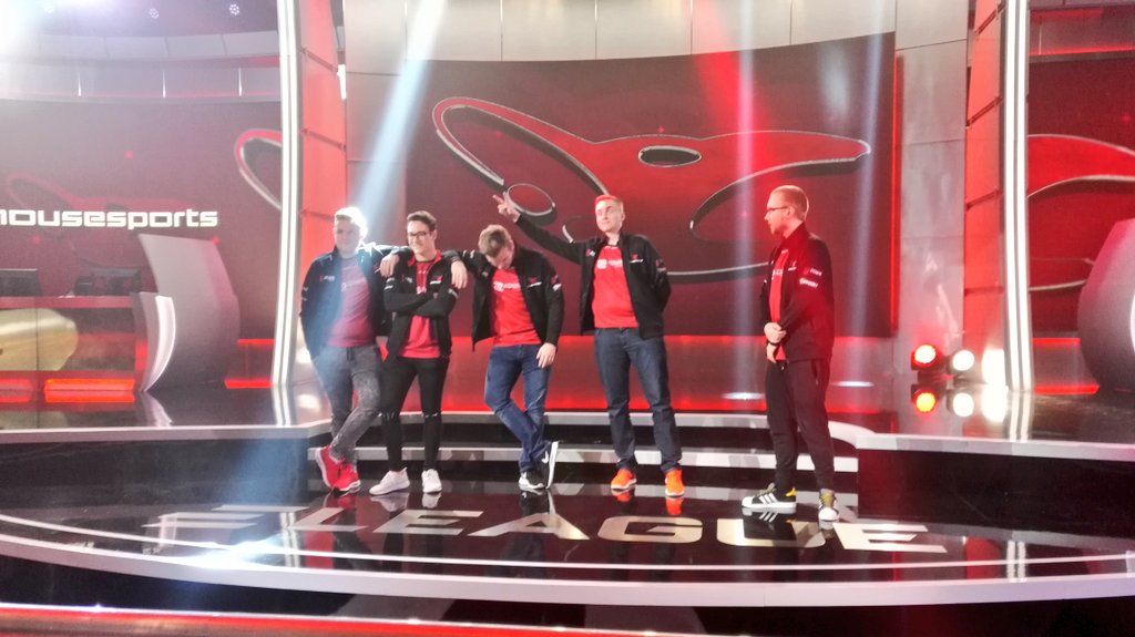 Mouz avanza a los playoff de la ELEAGUE Season 2