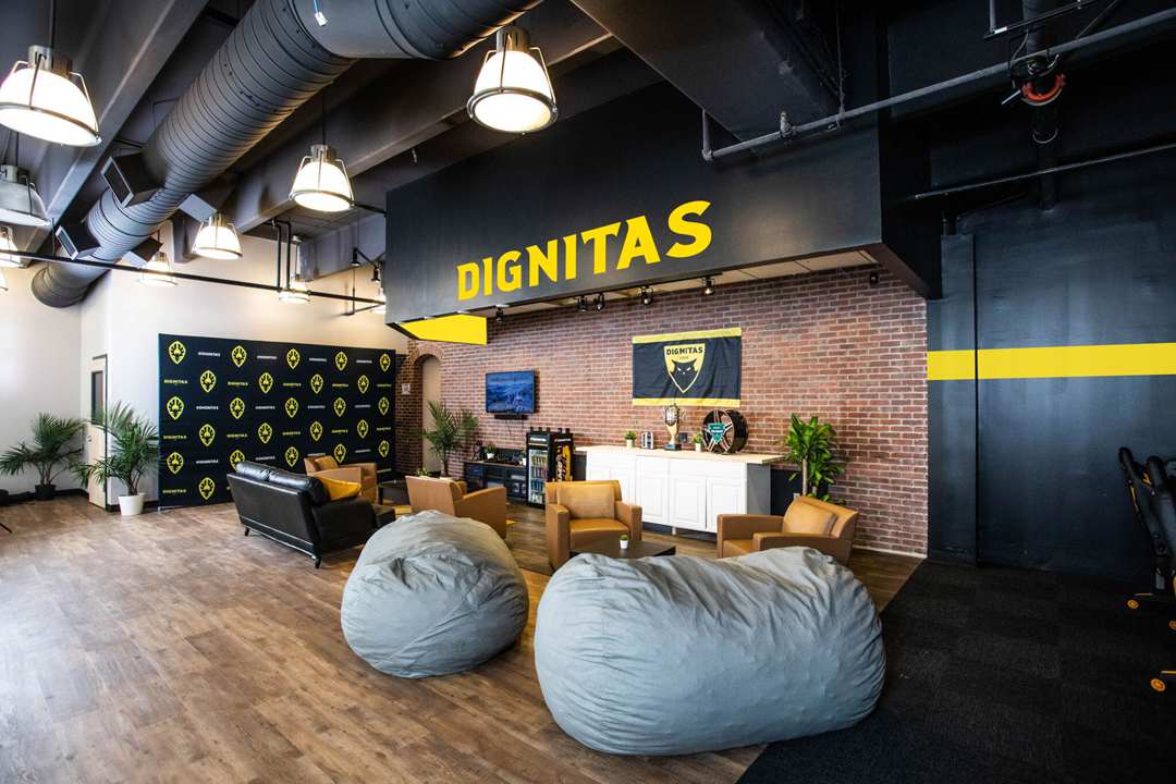 Dignitas abre las puertas de su nuevo centro de entrenamiento y estudio de producción
