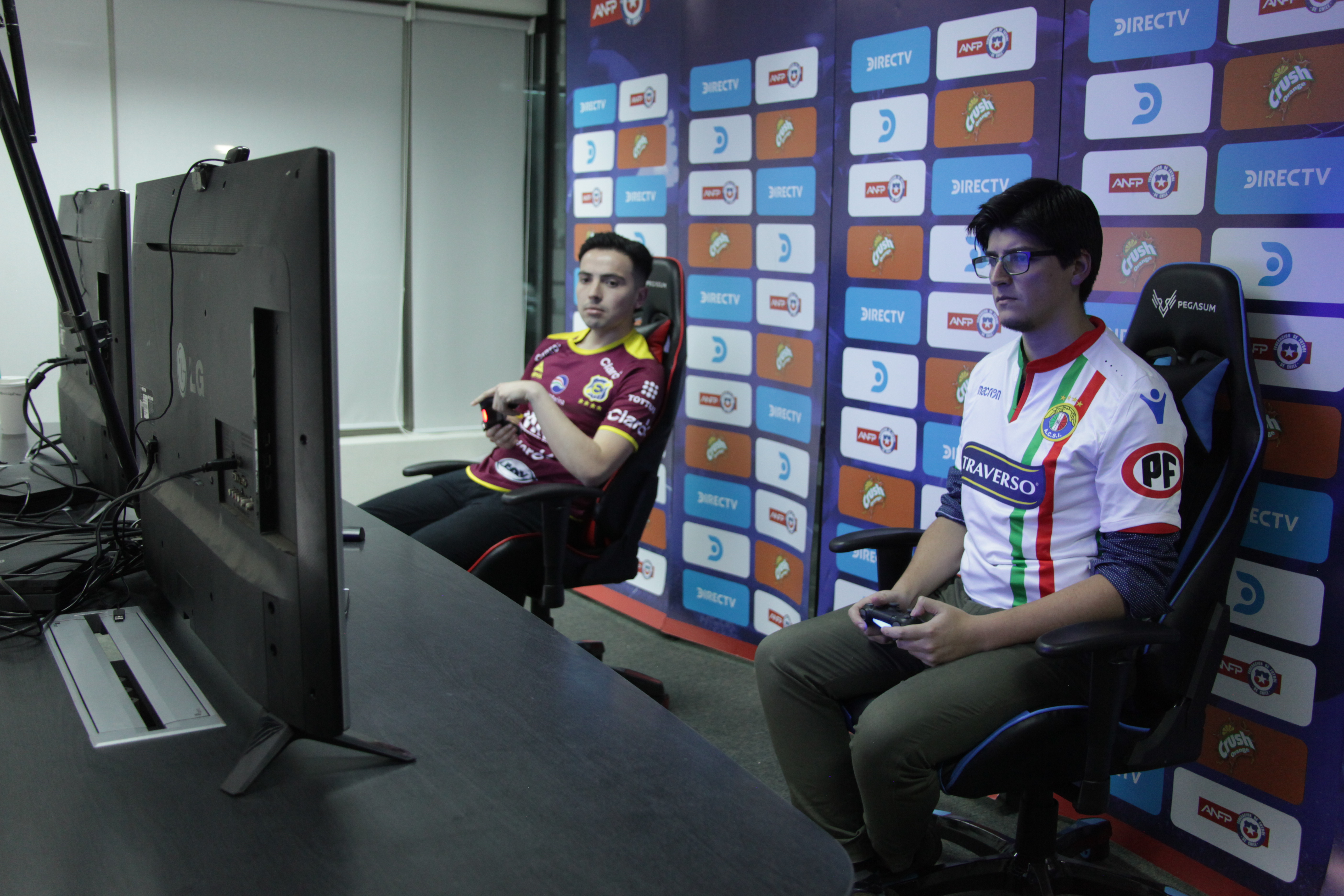 La Unión Española lidera la segunda fecha de la Liga eSports Futbol de FIFA 2018