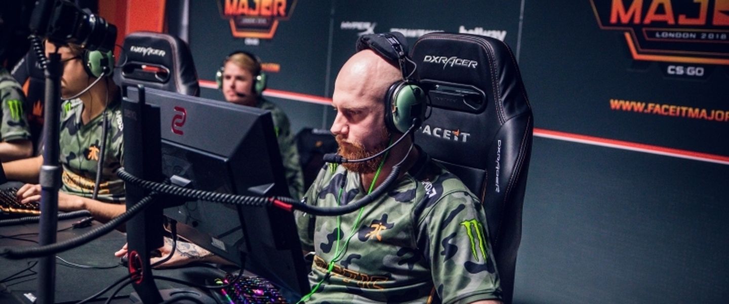 JW y Krimz renuevan sus contratos con Fnatic