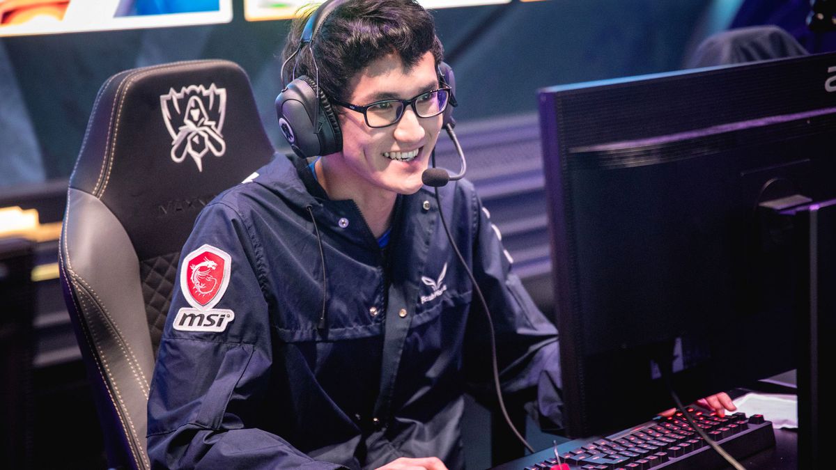 Karsa se incorpora a Royal Never Give Up