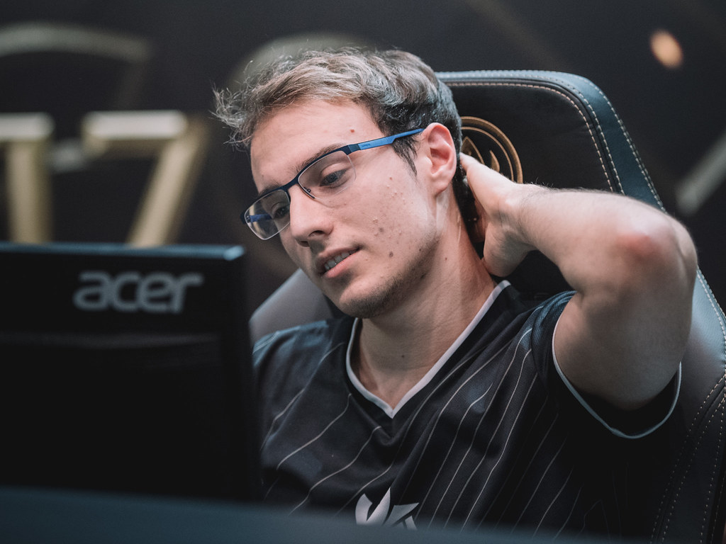 Perkz: «Creo que Riot Games debería eliminar el Rift Rivals»