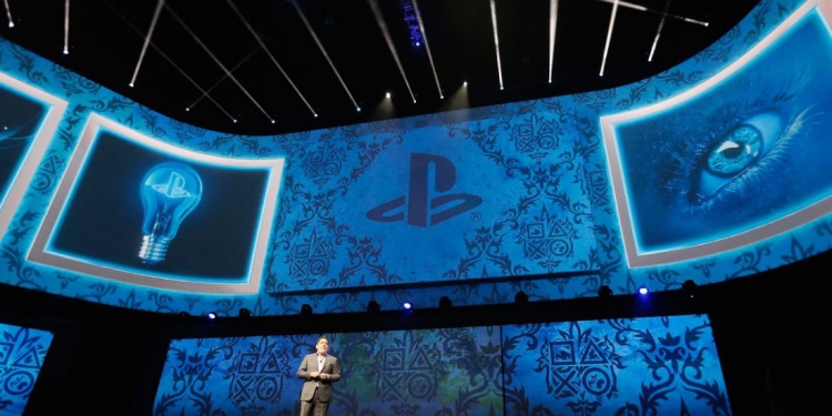 The new Sony Playstation 4 and Playstation 4 Pro are unveiled at the Playstation Theater on September 7, 2016 in New York. / AFP / Bryan R. Smith (Photo credit should read BRYAN R. SMITH/AFP/Getty Images)
