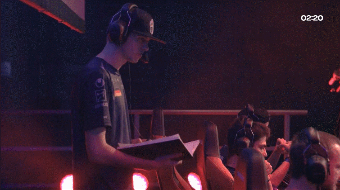 Vamir, deja UOL para ser el nuevo entrenador de Kaos Latin Gamers