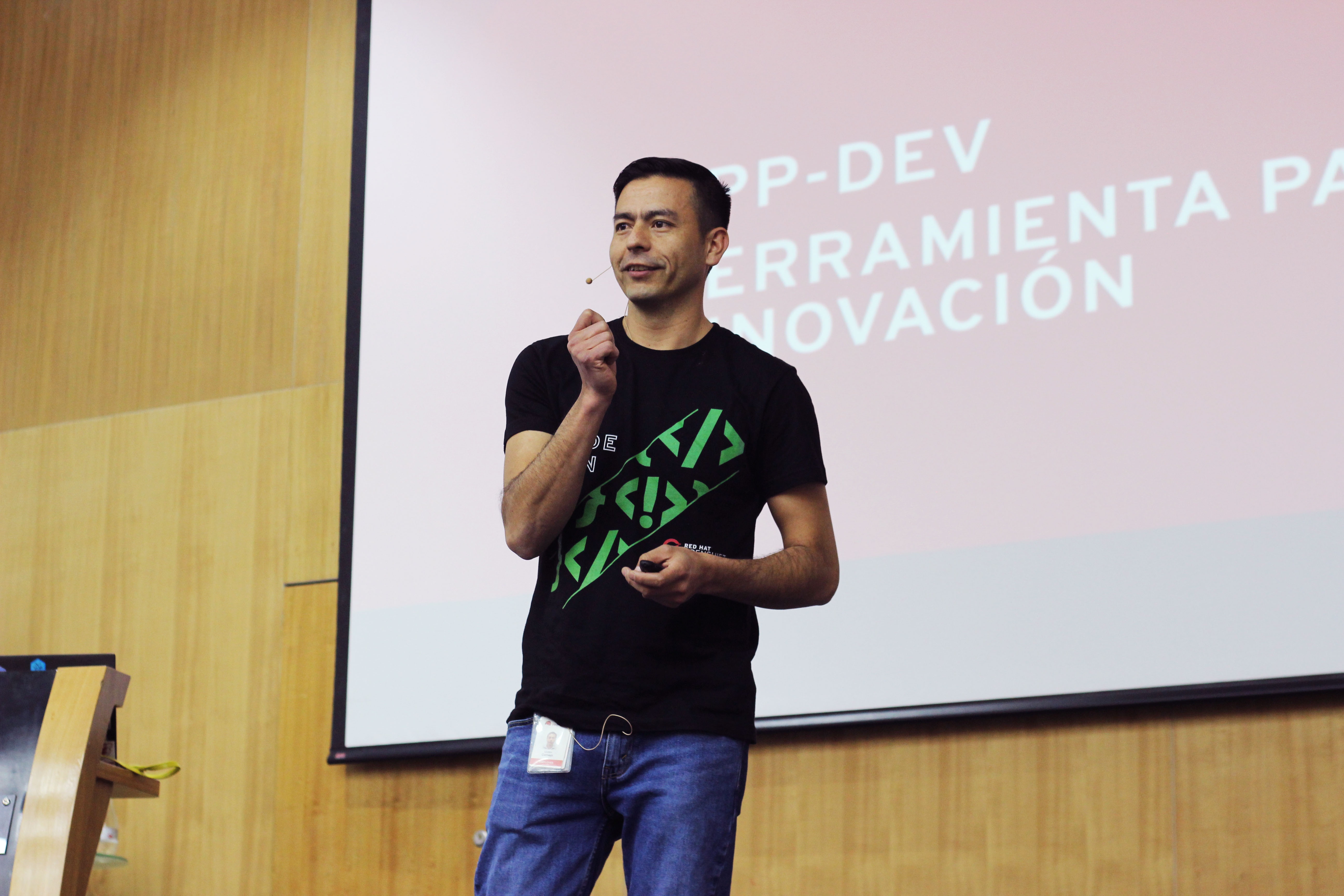 INACAP y Red Hat impulsan modernización en el desarrollo de aplicaciones