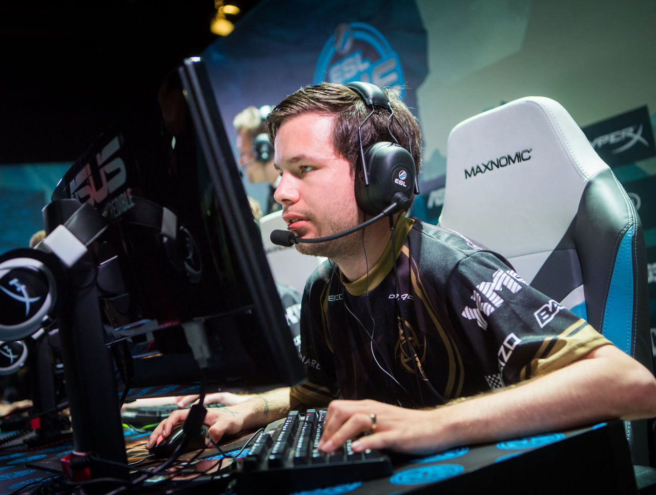 Allu se pone a prueba en Team Liquid