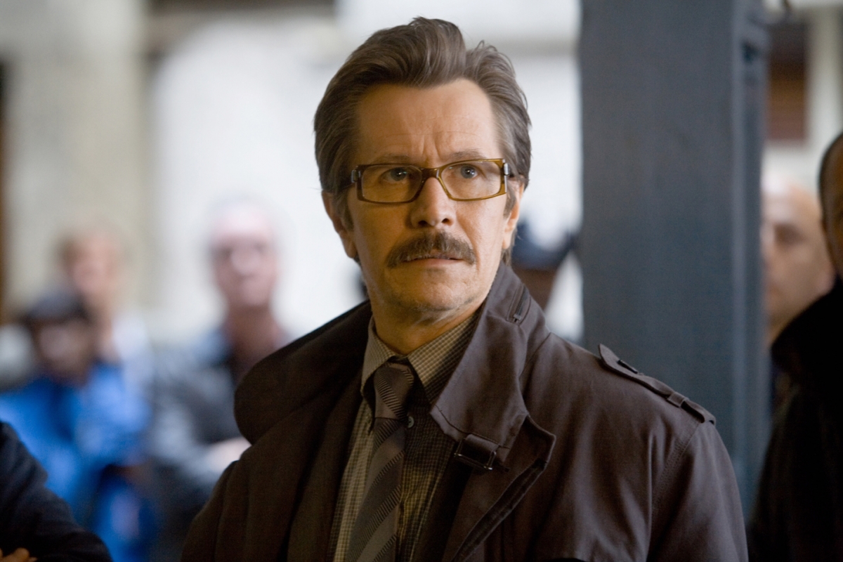 Gary Oldman está interesado en protagonizar una película de Marvel