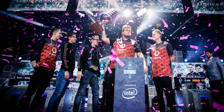Foto por ESL Counter-Strike