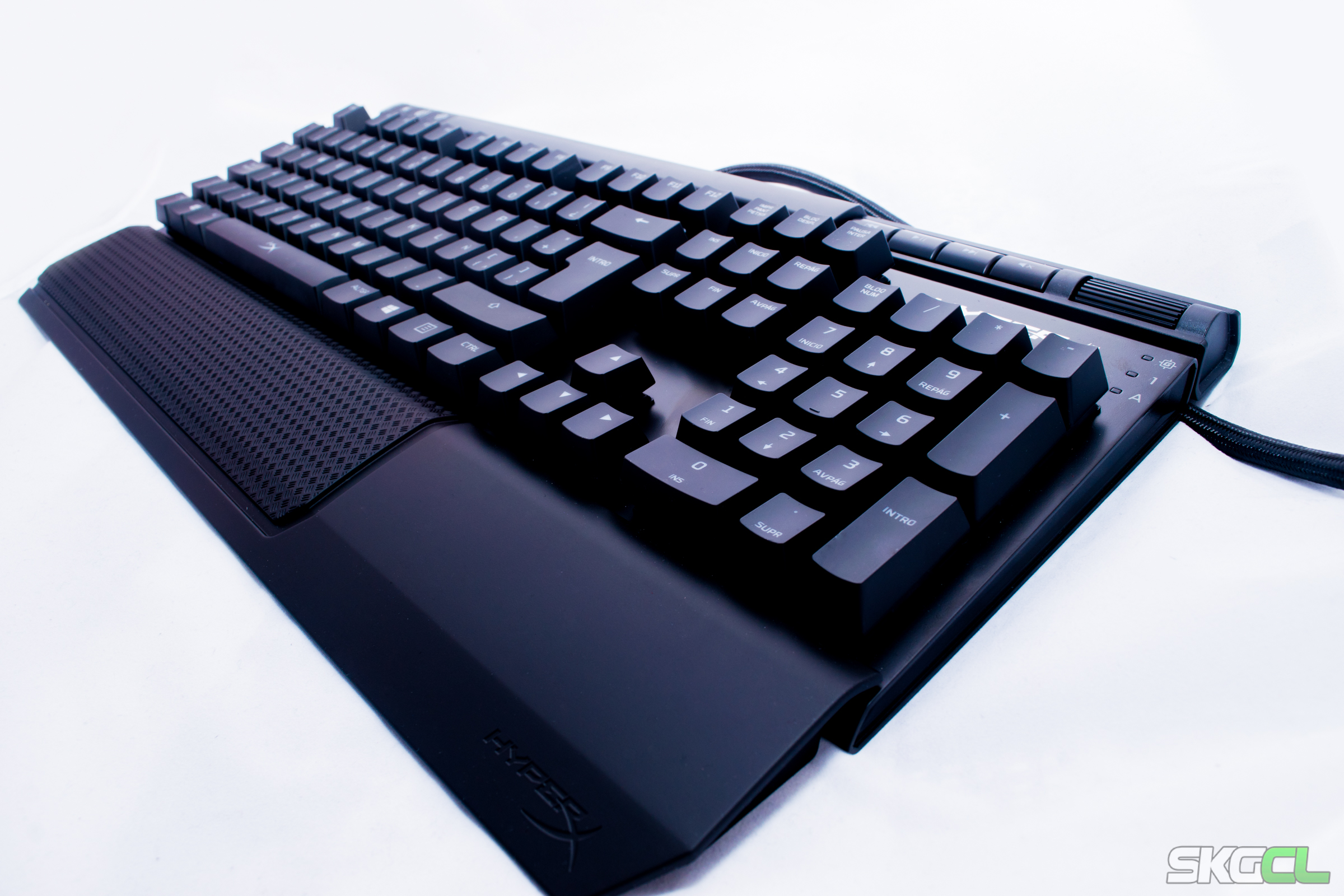 Review: Revisamos el nuevo teclado mecánico Alloy Elite, lo nuevo de HyperX