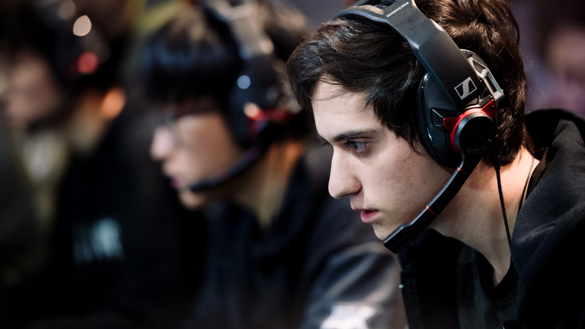 All Knights logró derrotar a R7 y se afirmó del segundo puesto