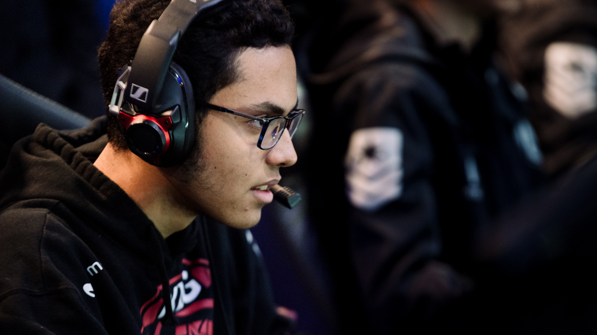 KLG sale del fondo de la tabla y condena a Pixel Esports Club al fondo de la misma