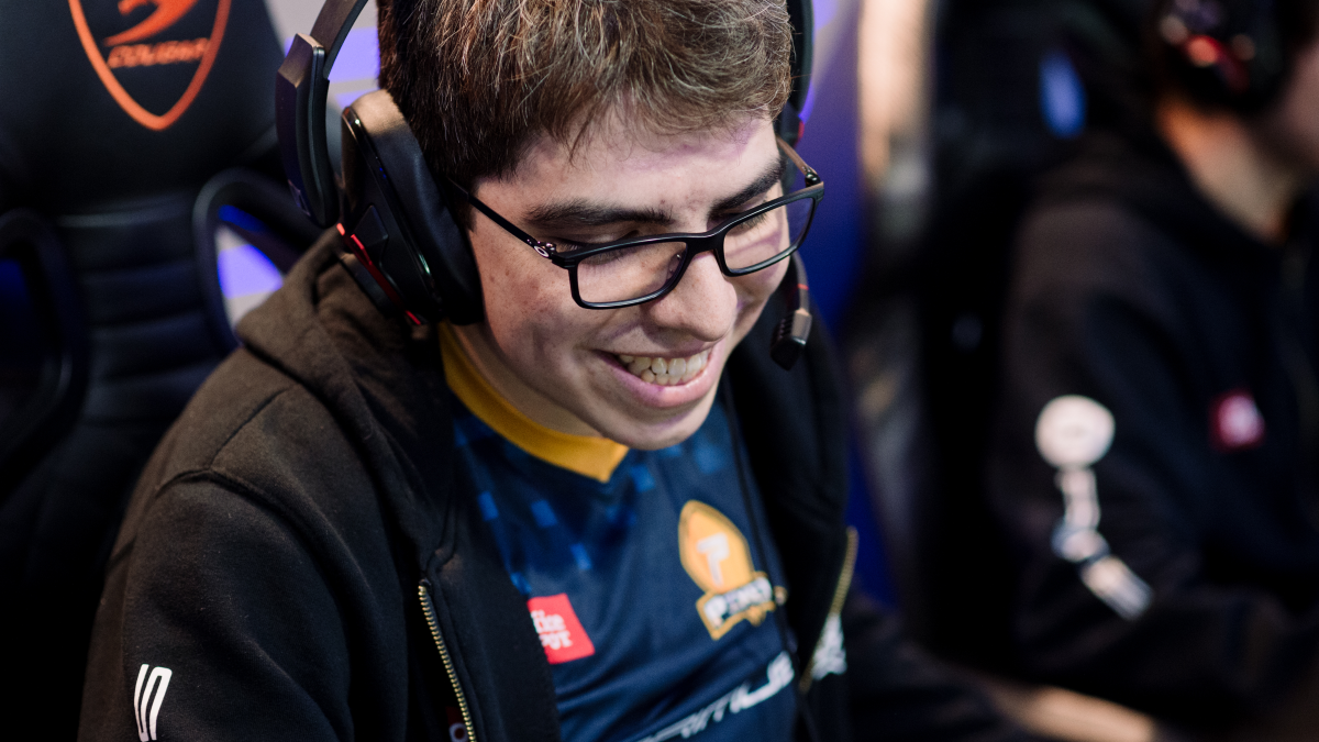 Pixel Esports Club sorprendió con un stomp a Isurus Gaming