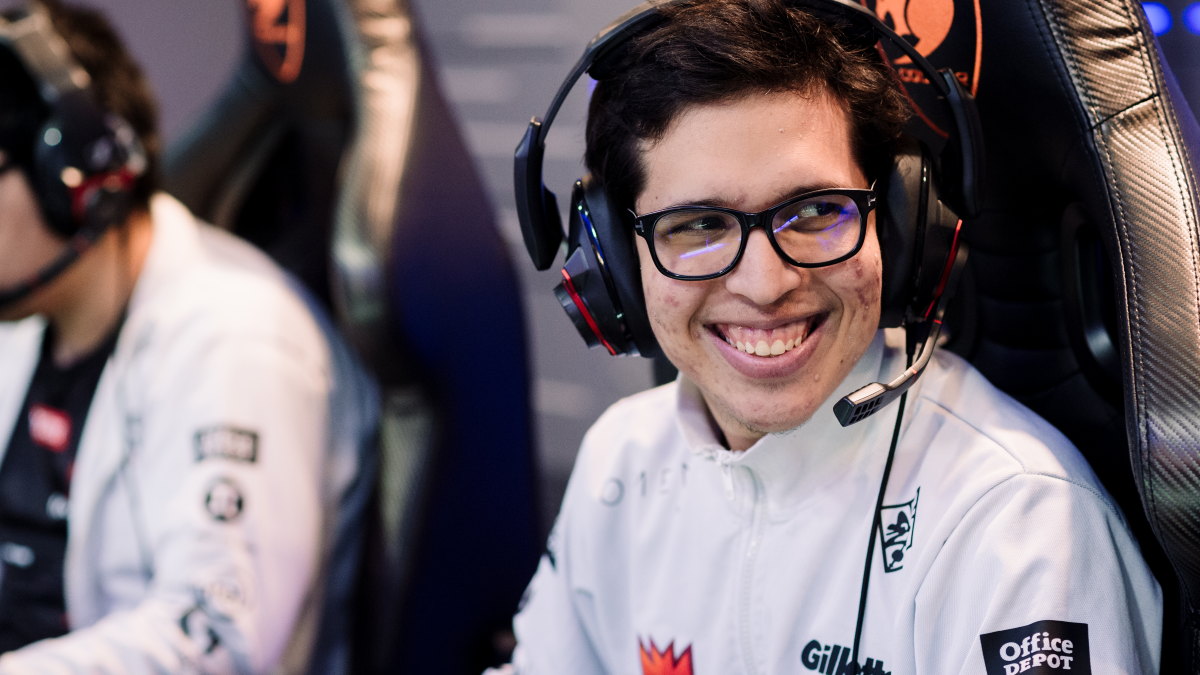 Infinity Esports derrotó a Isurus en un duelo con muchos picks llamativos
