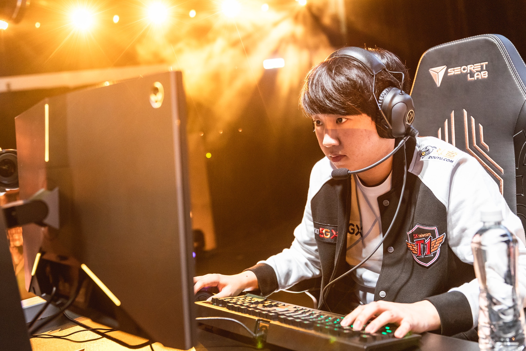 Khan at stage with SK Telecom T1