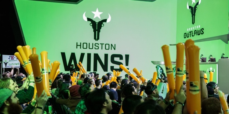 Houston Outlaws win a match