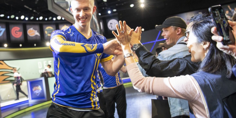 Froggen llega a Dignitas y completa el roster de la organización