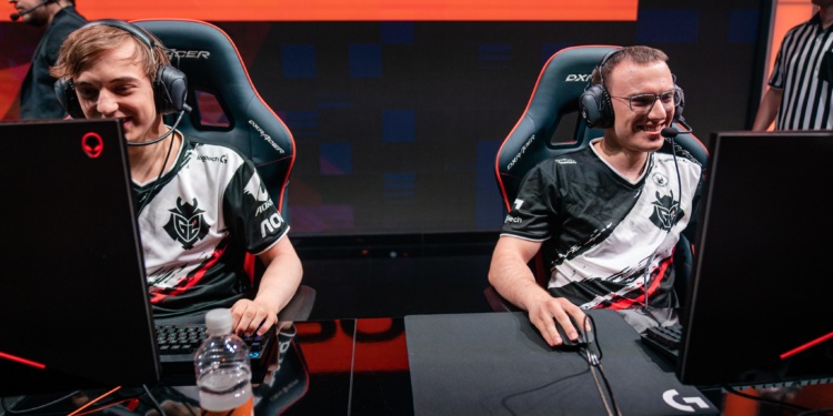 Caps and Perkz at stage