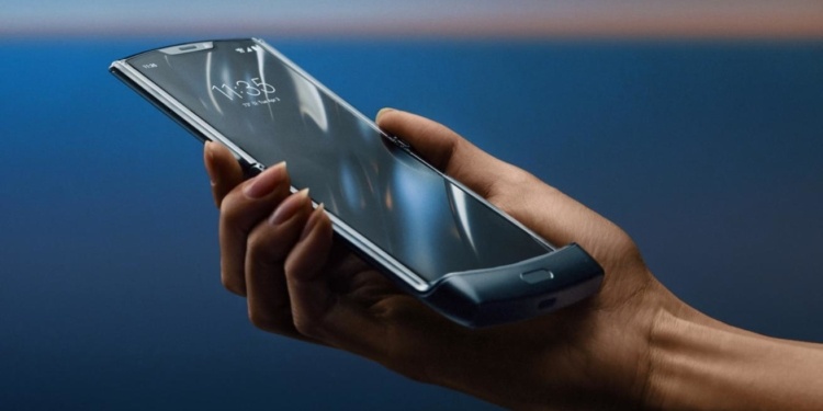 Motorola Razer, dispositivo inteligente plegable