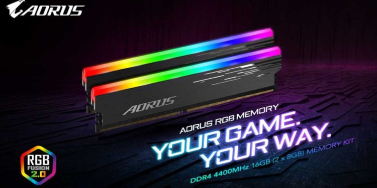 GIGABYTE - AORUS RGB MEMORY 4400MHZ 16GB