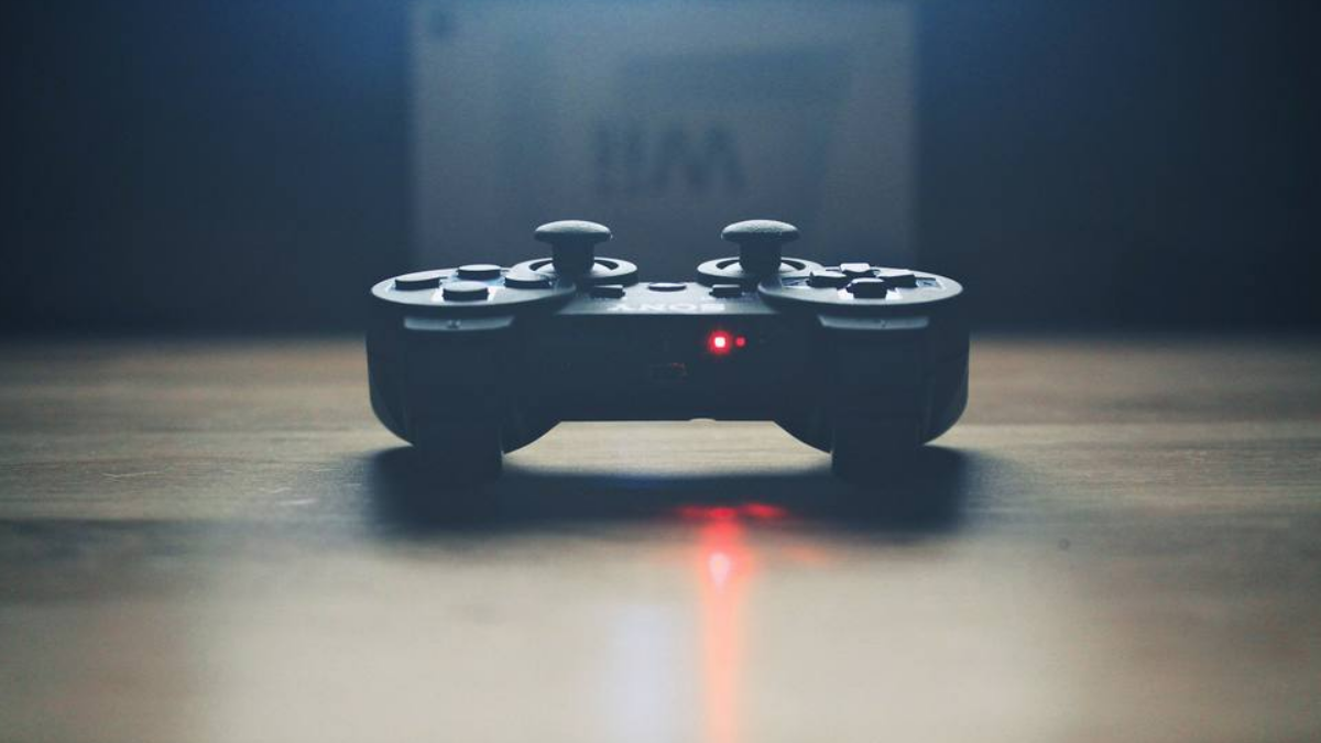 Joven sufre derrame cerebral tras largo maratón de videojuegos