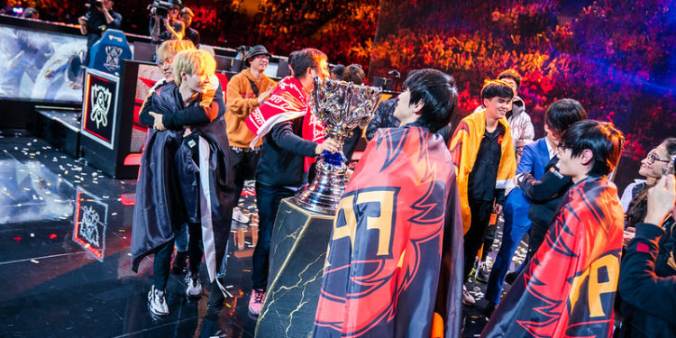 PARIS, FRANCE - NOVEMBER 10: --- during 2019 League of Legends World Championship Finals at AccorHotels Arena on November 10, 2019 in Paris, France. (Photo by Michal Konkol/Riot Games)