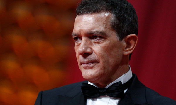 El actor español Antonio Banderas ha dado positivo a coronavirus