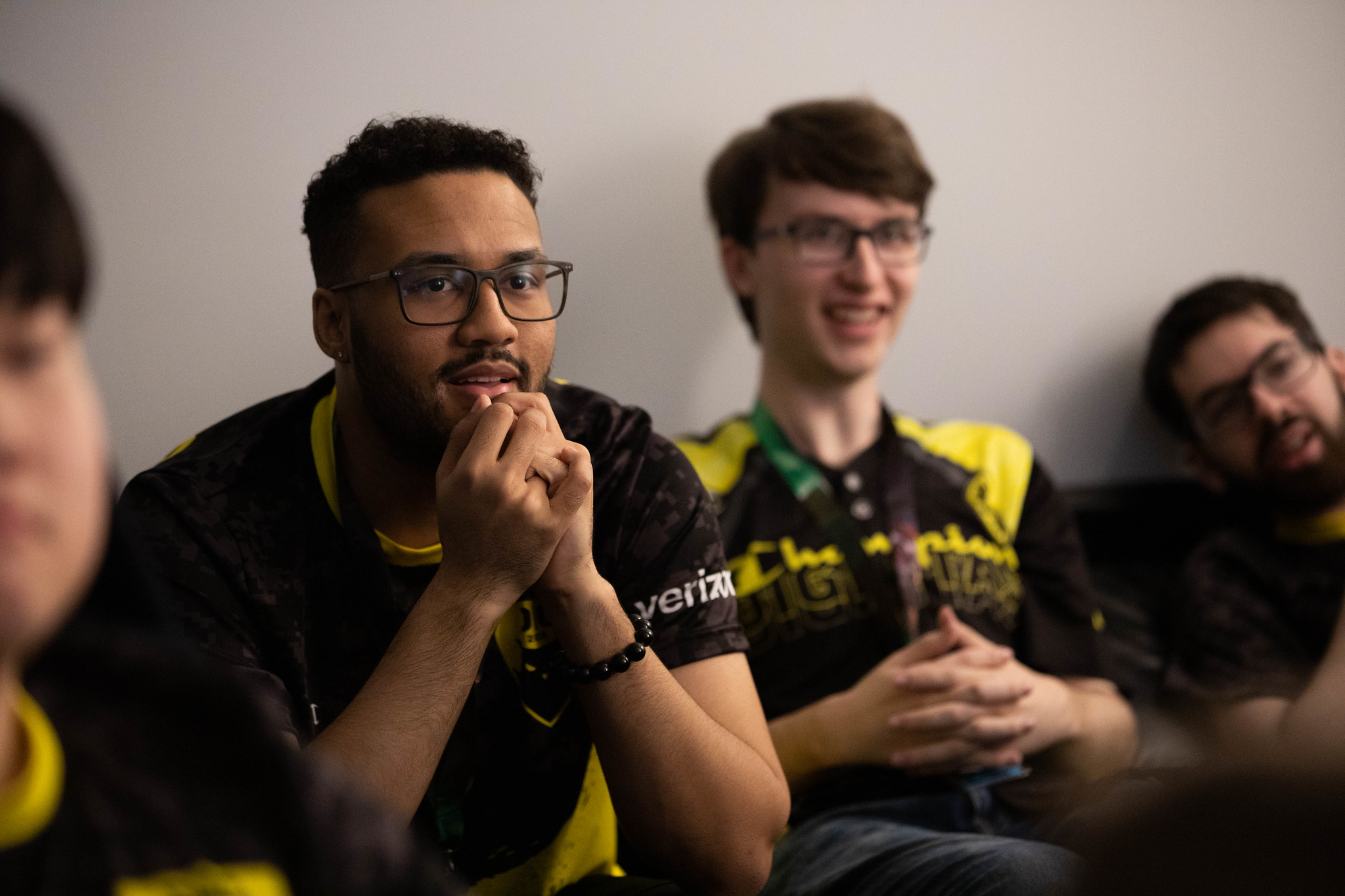 Dignitas toma una drástica decisión con Aphromoo