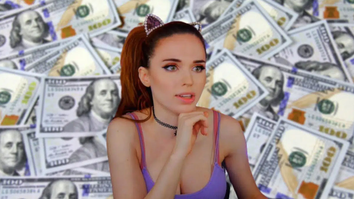 Amouranth está más que dispuesta a entrarle al negocio de los juguetes eróticos