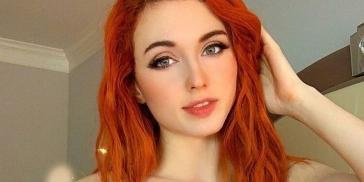 Amouranth desnuda su alma en entrevista con VICE y habla sobre sus conservadores padres