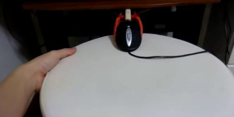 Gamer crea su propio volante
