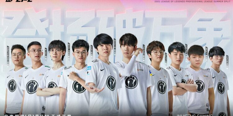 Invictus Gaming estaban parados frente al precipicio y dieron un paso al frente.