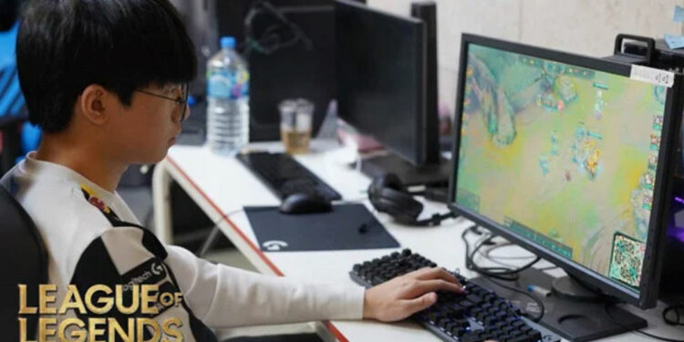LoL Jugador se retira de la competición con 19 años por condiciones de trabajo cercanas a la esclavitud