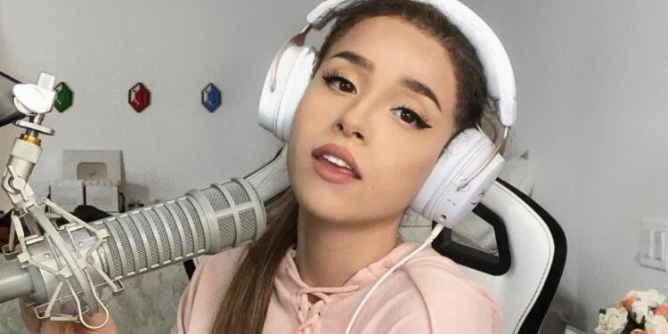 Pokimane se queda en Twitch y sorteará un automóvil Tesla entre sus seguidores