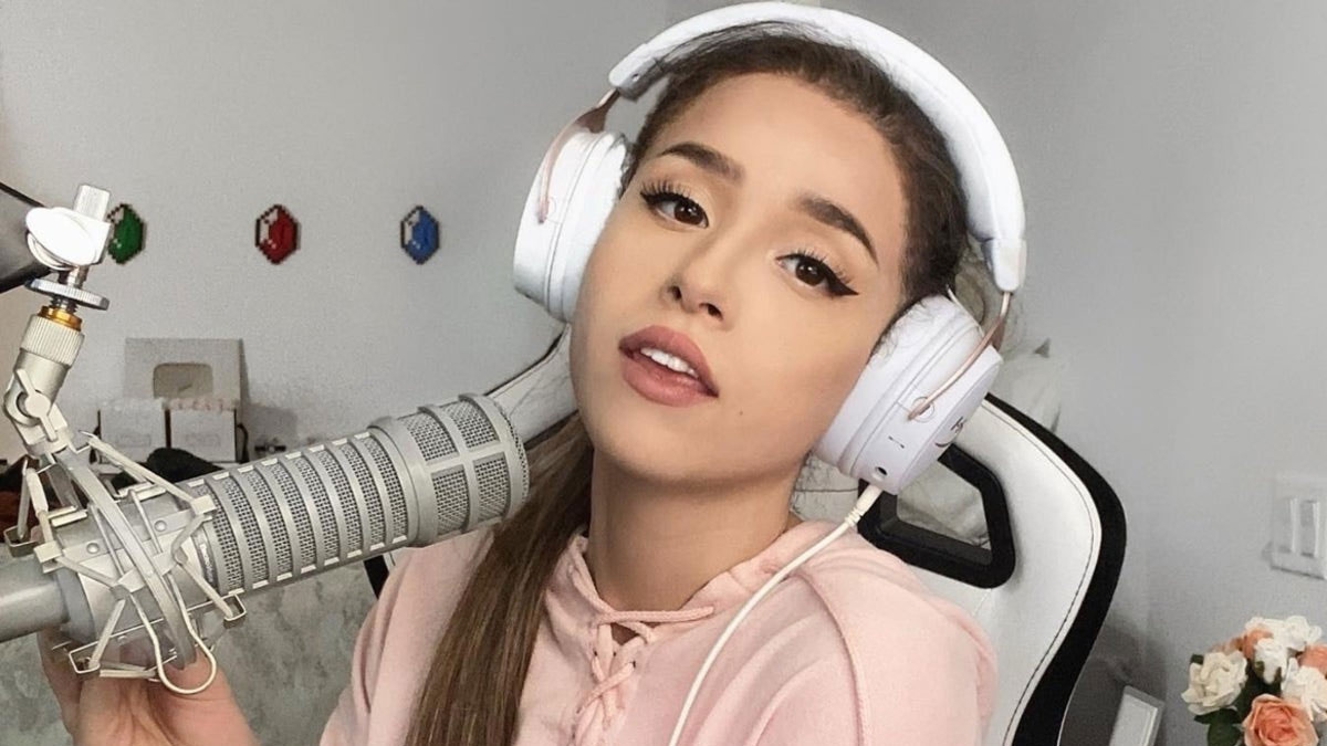 Pokimane se queda en Twitch y sorteará un automóvil Tesla entre sus seguidores
