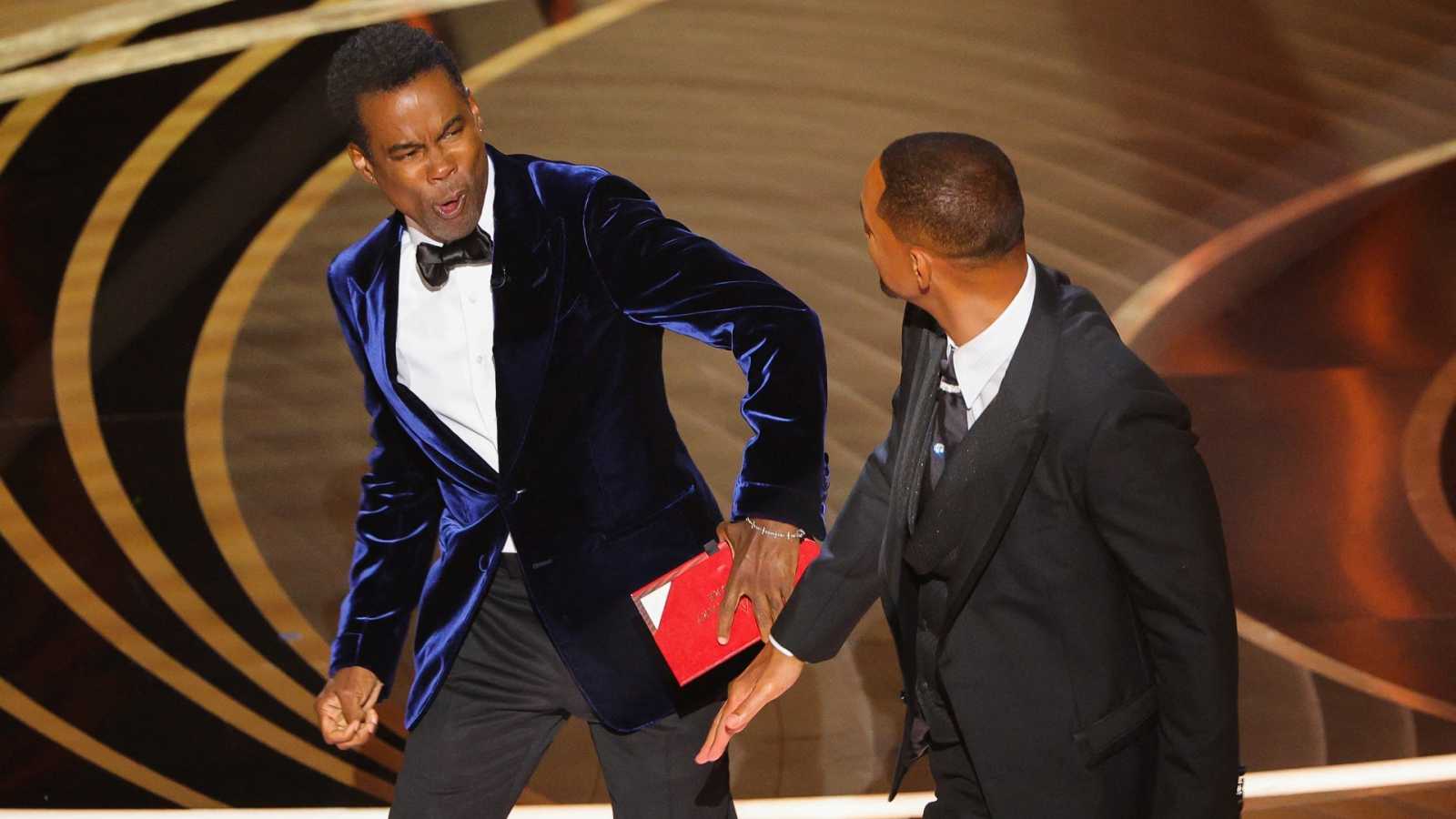 Oscar 2022: Will Smith golpea a Chris Rock en vivo luego de una mala broma sobre su esposa
