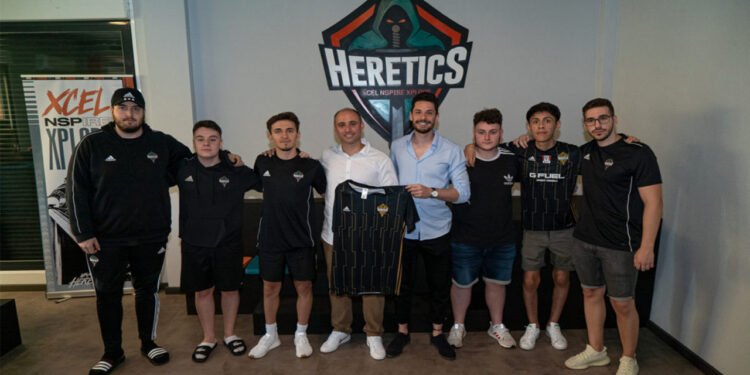 Hackers traviesos vulneran el canal de Team Heretics en Twitch para transmitir porno