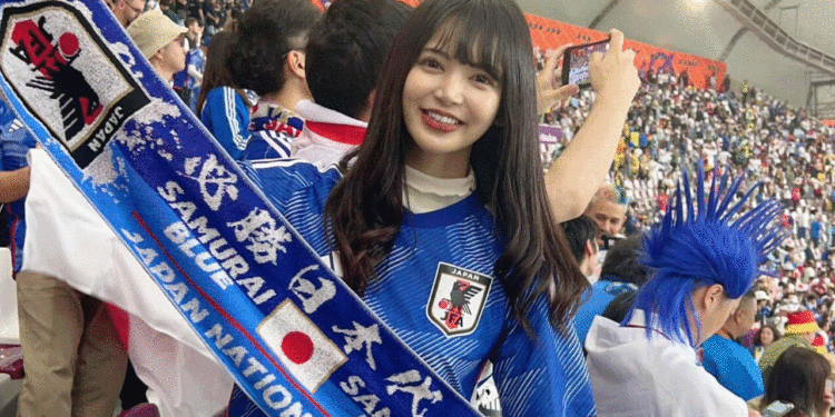 Conoce la historia de la hermosa otaku que fascinó a todos desde la grada en el partido Alemania Japón
