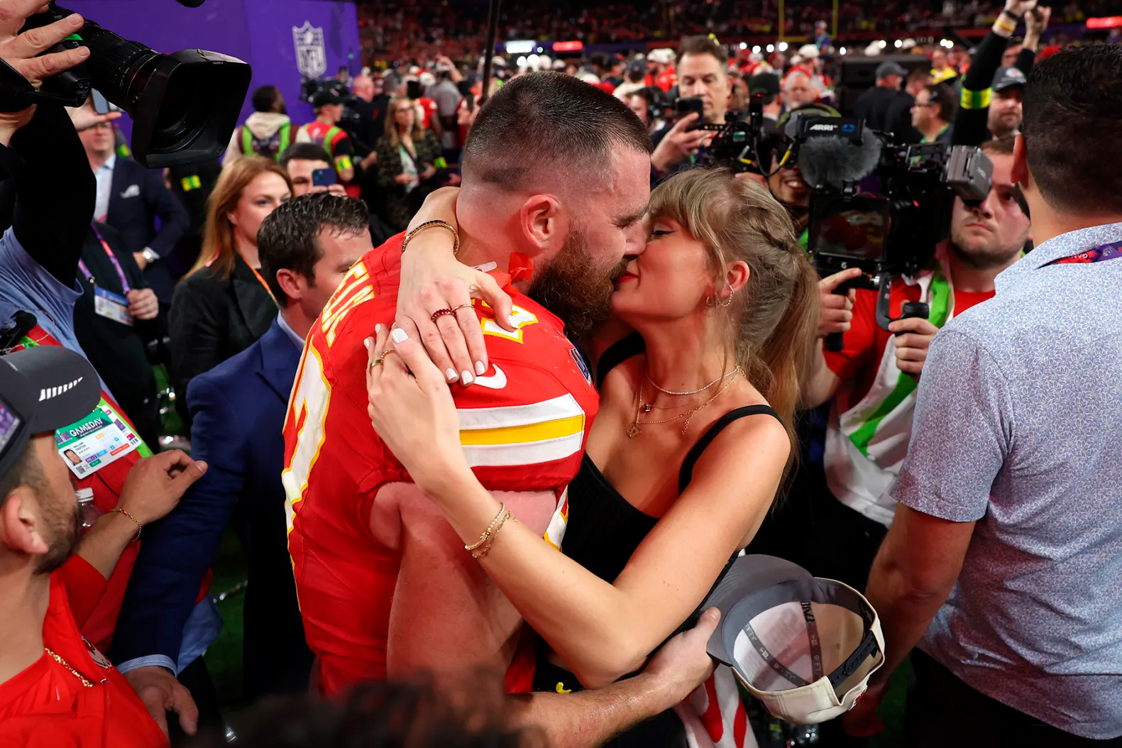 Taylor Swift y Travis Kelce elevan la Super Bowl 2024 a un nuevo récord de audiencia