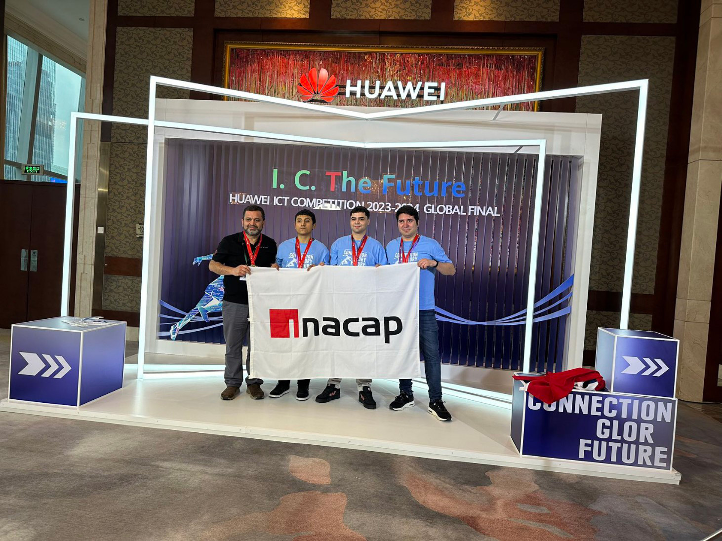 Alumnos de Inacap triunfan en competencia mundial de Huawei en China