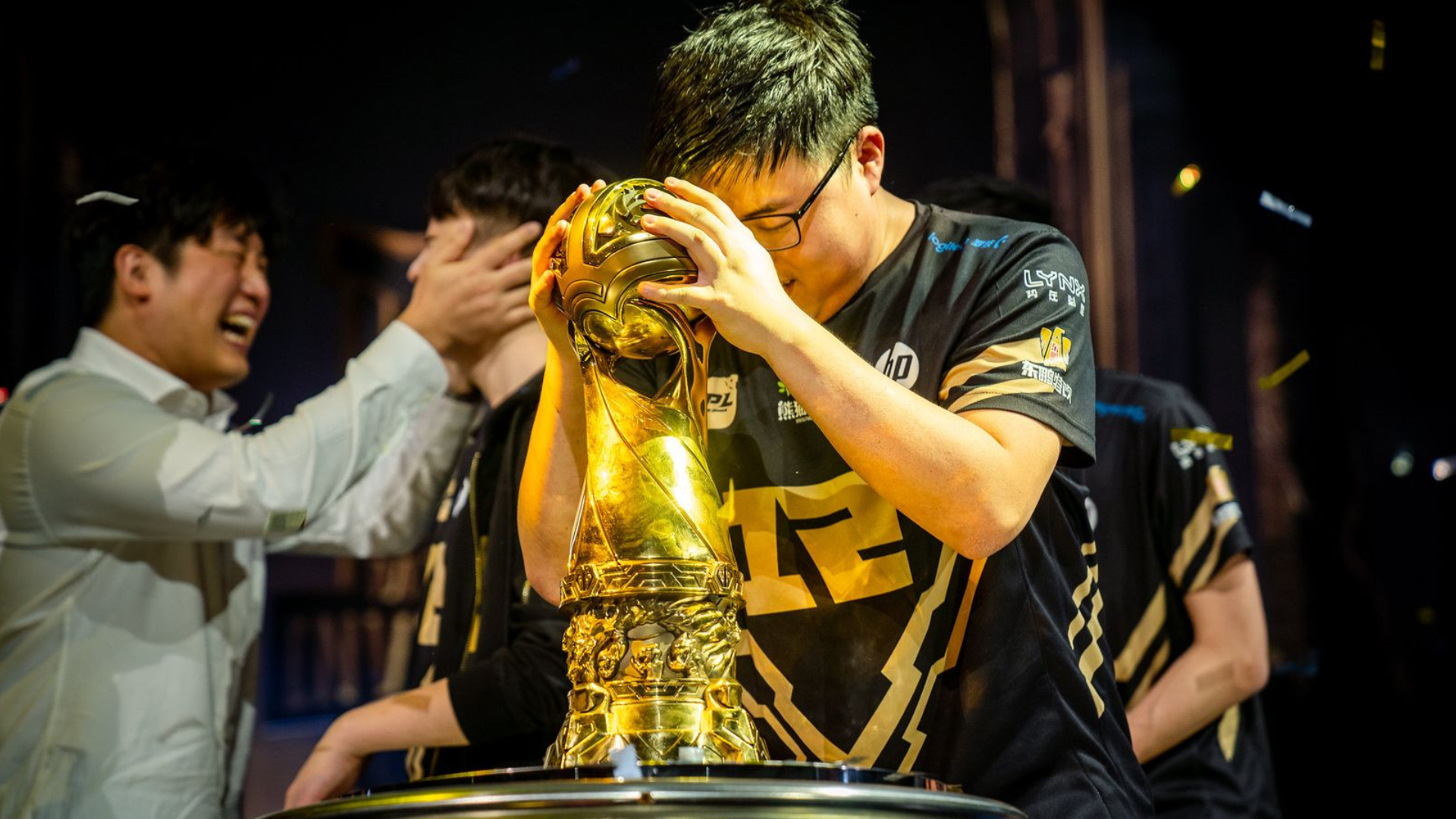 Uzi ganó su primer MSI a los 21 años (Imagen vía Riot Games)