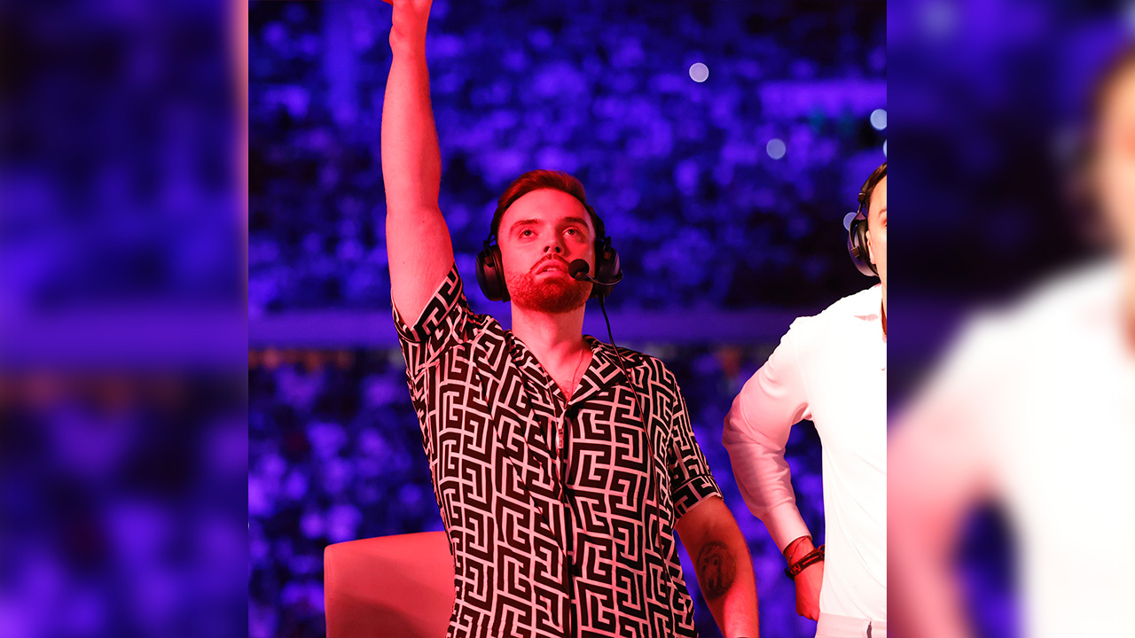 La Velada del Año V récord