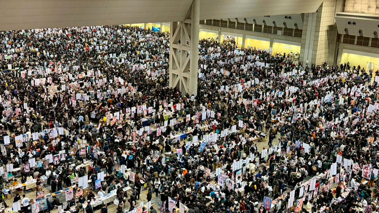 Comiket 107 asistencia